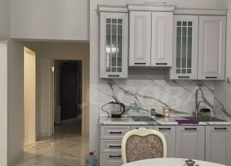 Сдаю 2-комнатную квартиру, 72 м2, Махачкала, улица Ахмата-Хаджи Кадырова, 128