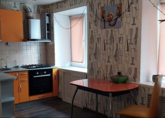 Сдаю 2-ком. квартиру, 62 м2, Пермь, Волховская улица, 36