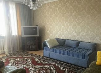 Сдам 3-ком. квартиру, 70 м2, Чехов, улица Чехова, 81А