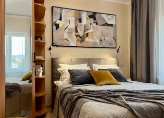 Сдам 2-комнатную квартиру, 55.2 м2, Сочи, улица Горького, 43