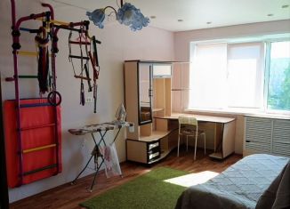 Сдается 3-ком. квартира, 60 м2, Тобольск, микрорайон 7А, 26