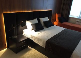 Сдаю в аренду трехкомнатную квартиру, 70 м2, Волгоградская область, бульвар Энгельса, 35