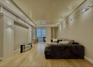 Сдается в аренду 3-ком. квартира, 88.6 м2, Нижегородская область, улица Белинского, 58/60