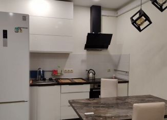 Сдается 1-ком. квартира, 38 м2, Тольятти, улица 40 лет Победы, 45Г