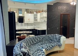 Сдаю в аренду 1-ком. квартиру, 53 м2, Ростов-на-Дону, 2-я Деловая улица, 13/2