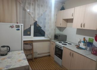 Сдам двухкомнатную квартиру, 50 м2, Москва, улица Бестужевых, 27А