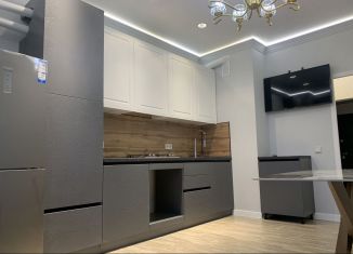 Сдам двухкомнатную квартиру, 5000 м2, Ессентуки, улица Буачидзе, 1к6