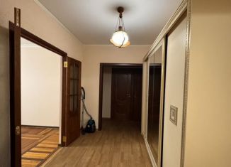 Сдается 2-комнатная квартира, 60 м2, Кабардино-Балкариия, улица Тарчокова, 54А