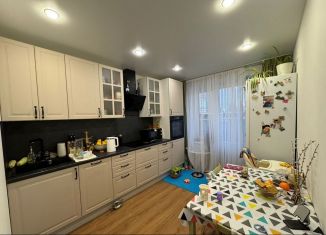 2-комнатная квартира на продажу, 52.4 м2, Псков, улица Алексея Алёхина, 3