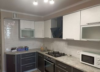 Продам 1-ком. квартиру, 42 м2, Саратовская область, Полиграфическая улица, 186