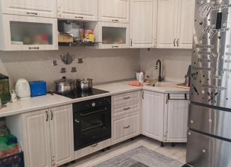 Продаю 2-комнатную квартиру, 61.5 м2, Волгодонск, улица 50 лет СССР