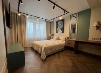 Продам 2-комнатную квартиру, 71.6 м2, Вологодская область, Ленинградская улица, 144