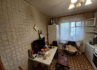 Продам трехкомнатную квартиру, 68 м2, Смоленск, улица Попова, 60