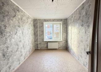 Продаю 2-комнатную квартиру, 45 м2, Новгородская область, улица Виталия Бианки, 5