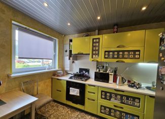 Продается трехкомнатная квартира, 60.3 м2, Мурманск, улица Аскольдовцев, 20