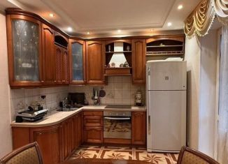 Продажа 2-комнатной квартиры, 65.7 м2, Омская область, улица Дианова, 20к2