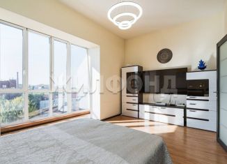 Продается 2-комнатная квартира, 68 м2, Томск, улица Белинского, 33