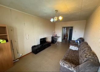 Продам 3-ком. квартиру, 63.6 м2, Элиста, 2-й микрорайон, 14, Восточный район