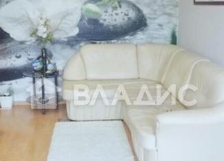 Продается 2-ком. квартира, 53.3 м2, Владимир, Юбилейная улица, 18