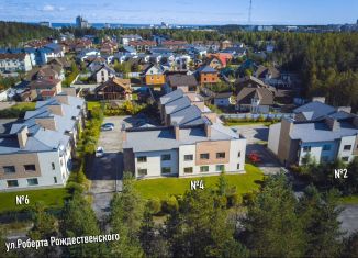 Продам 2-комнатную квартиру, 52 м2, Петрозаводск, улица Роберта Рождественского, 6