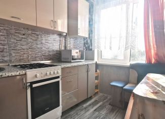 Продам 2-комнатную квартиру, 43 м2, Мурманск, улица Героев Рыбачьего, 28