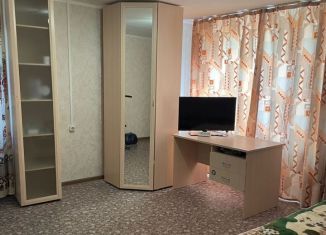 Продажа 2-ком. квартиры, 47 м2, Волгодонск, улица 50 лет СССР, 4