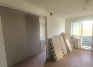 Продам 3-комнатную квартиру, 58 м2, Смоленск, улица Багратиона, 15