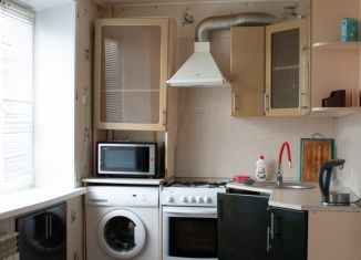 Сдам 3-ком. квартиру, 50 м2, Челябинская область, улица Мира, 47А