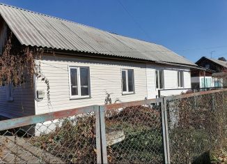 Продам 3-ком. квартиру, 63.2 м2, Абаза, Больничная улица, 19