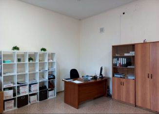 Сдаю офис, 35 м2, Республика Башкортостан, улица Цюрупы, 17