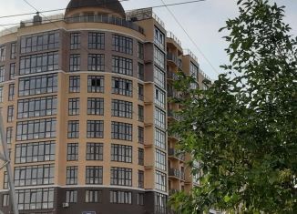 Продам 2-комнатную квартиру, 87 м2, Пятигорск, улица Адмиральского, 1А, ЖК Престижный