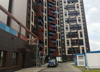 Продается трехкомнатная квартира, 77.5 м2, Москва, улица Липчанского, 10, район Некрасовка