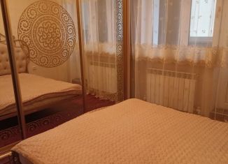 Сдам в аренду 2-ком. квартиру, 60 м2, Дагестан, проспект Гамидова, 54В