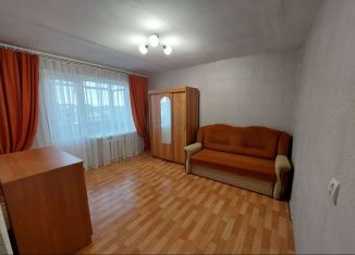 Двухкомнатная квартира в аренду, 37 м2, Саратовская область, Петровская улица, 15Б