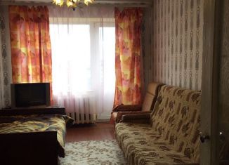 Сдам 2-ком. квартиру, 43 м2, Валдай, Октябрьская улица, 31