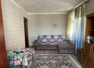 Продается двухкомнатная квартира, 43 м2, Кемеровская область, улица Тореза, 44