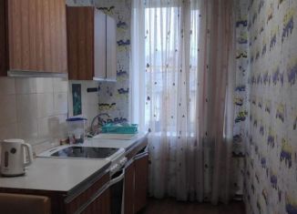 Продажа трехкомнатной квартиры, 74 м2, Карпинск, улица Свердлова, 3