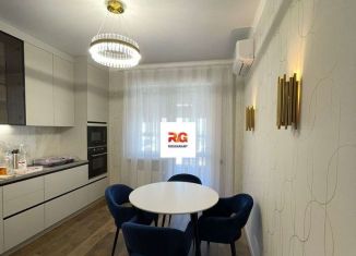 3-комнатная квартира на продажу, 95 м2, Новороссийск, улица Котанова, 1к1, ЖК Уютный