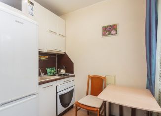 Продается 2-ком. квартира, 43.8 м2, Уфа, улица Мустая Карима, 50, Ленинский район