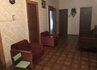 Продаю 3-комнатную квартиру, 107 м2, Кронштадт, Посадская улица