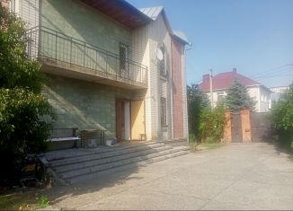 Сдается дом, 250 м2, Ставрополь, улица Роз, 8