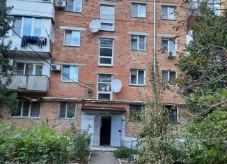 Сдается 1-комнатная квартира, 35 м2, посёлок городского типа Яблоновский, улица Андрухаева, 45