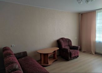 Продам 1-комнатную квартиру, 46 м2, Клинцы, улица Ворошилова, 35А