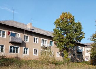 Продается двухкомнатная квартира, 42 м2, посёлок городского типа Суховерково, Школьная улица, 2