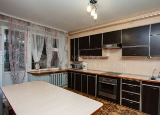 Продажа 3-комнатной квартиры, 90.4 м2, Тюменская область, улица Ивана Словцова, 23