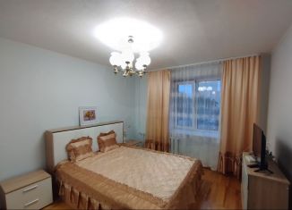 Продается 2-комнатная квартира, 55.9 м2, Екатеринбург, улица Ватутина, 15, улица Ватутина