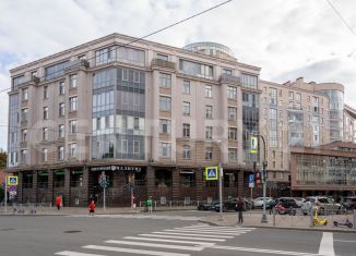 3-комнатная квартира на продажу, 230 м2, Санкт-Петербург, Петрозаводская улица, 13, муниципальный округ Чкаловское