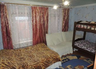 Продаю четырехкомнатную квартиру, 60 м2, Оренбургская область, Дмитриевский переулок, 16