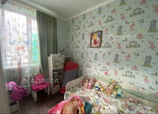 Продается двухкомнатная квартира, 37 м2, Азов, улица Измайлова, 59