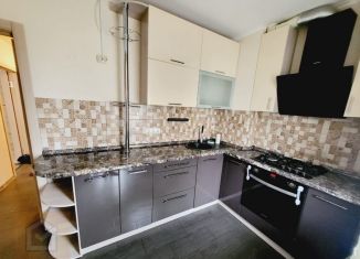 Сдаю в аренду 1-ком. квартиру, 35 м2, Севастополь, улица Симонка, 55Б